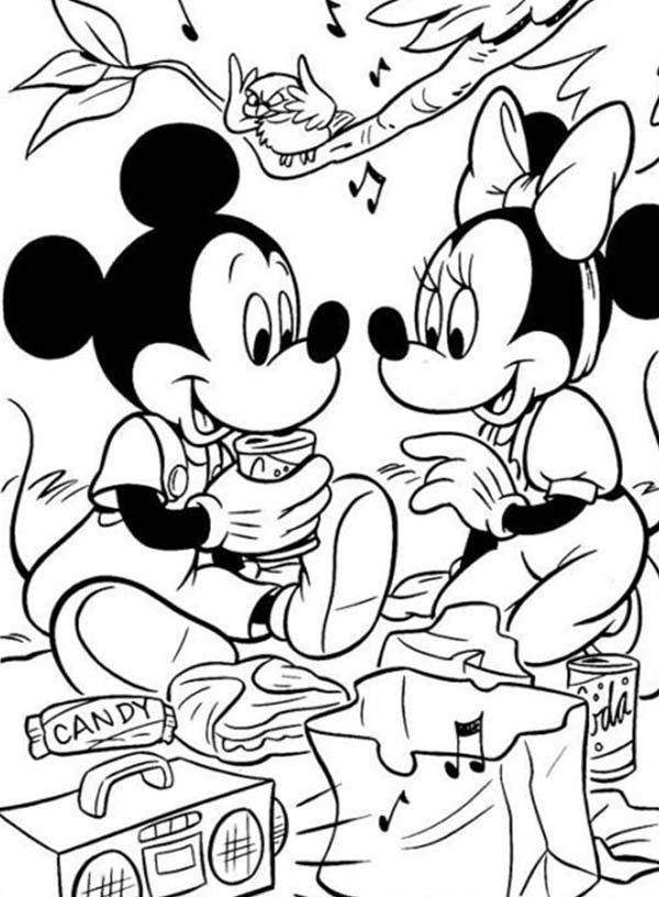 Mickey and Minnie Mouse is Going to Picnic Coloring Page - NetArt